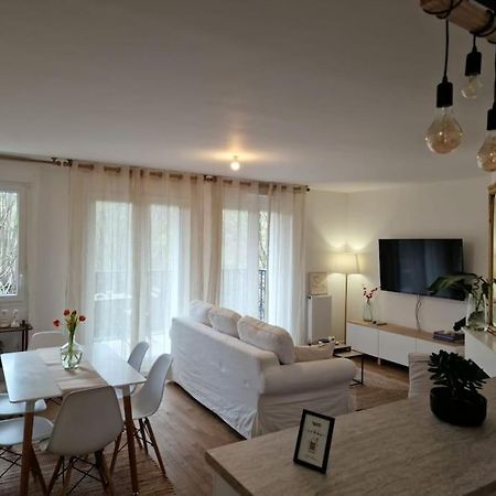 Cozy Apartment Near Paris Clamart Luaran gambar